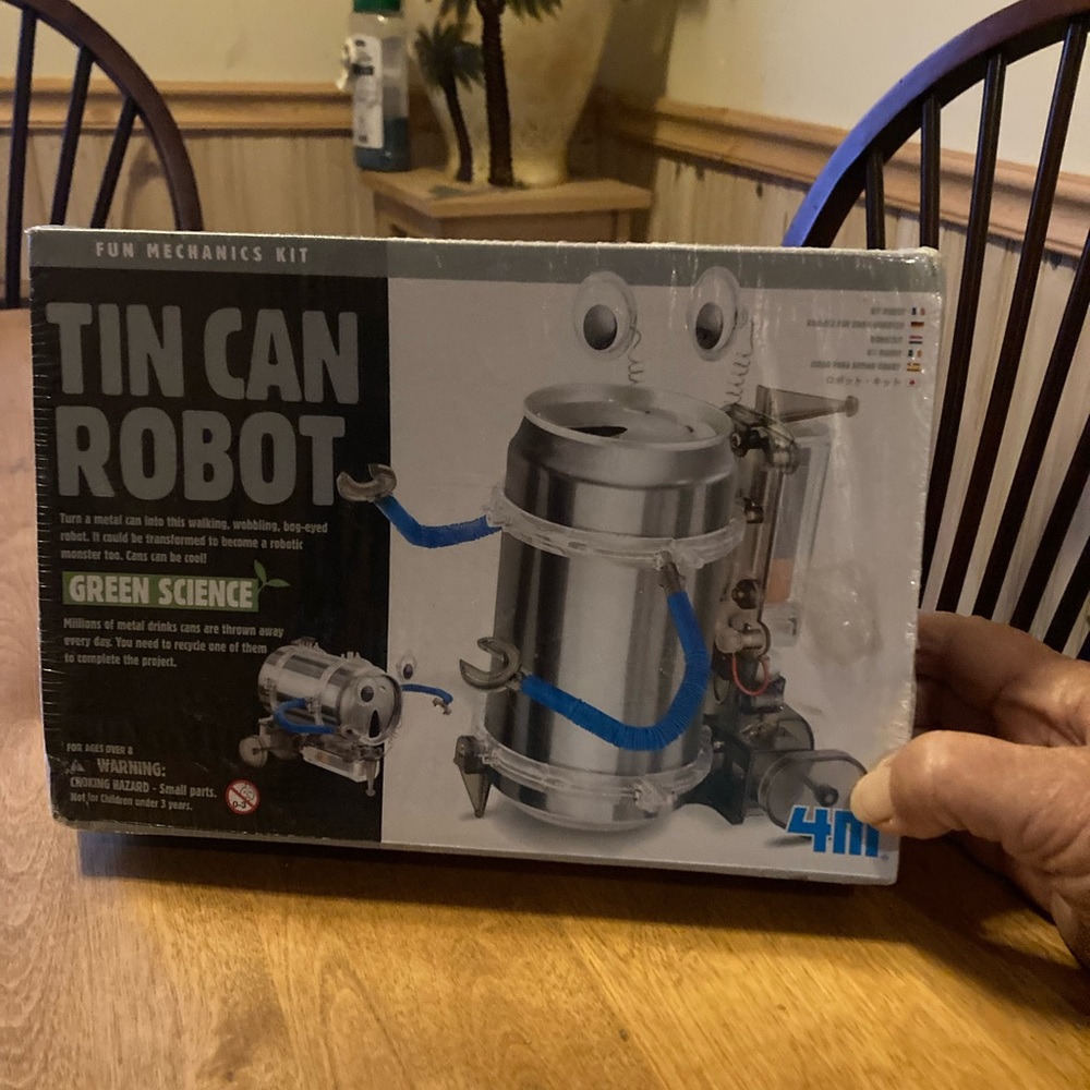 New 4M Tin Can Robot Kit